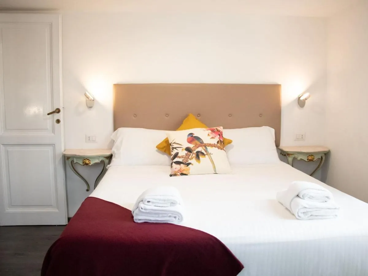 The Best Rent - Three-Bedroom Apartment Close To Colosseo Rome