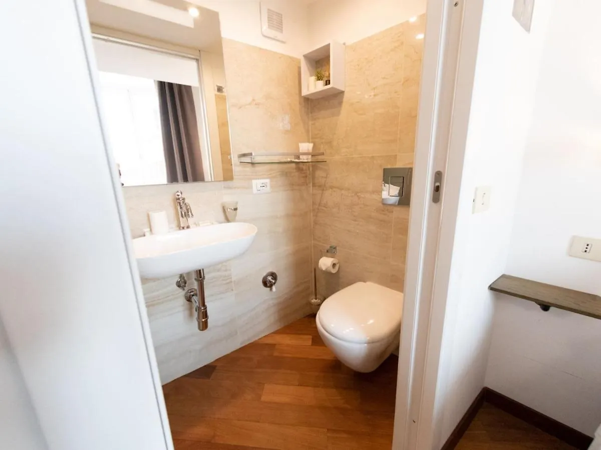 The Best Rent - Three-Bedroom Apartment Close To Colosseo Roma 0*,